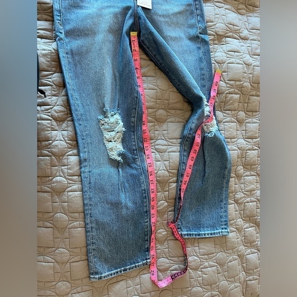 Good American Good Boy Wide Release Hem Jeans in INDIG0085 - Picture 11 of 14